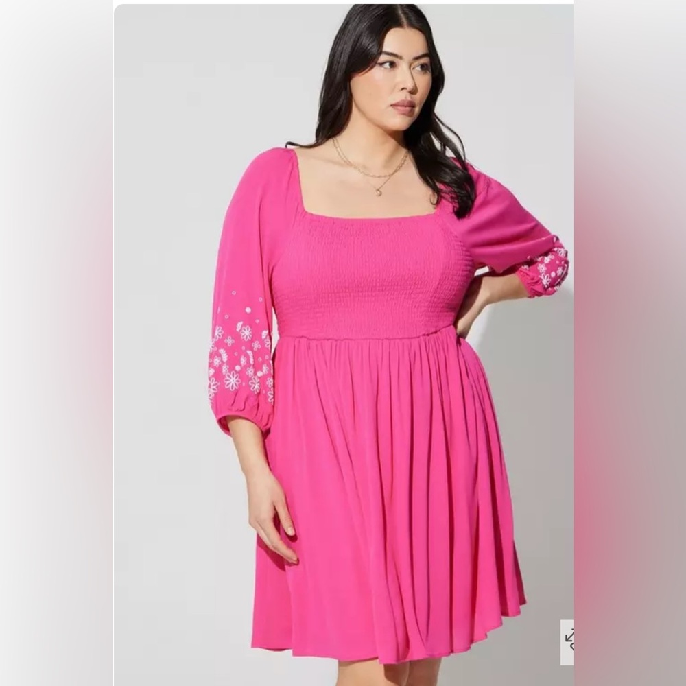 New Torrid Mini Crinkle Gauze Blouson Sleeve Dress in Cabaret Pink size 26 - Picture 4 of 11